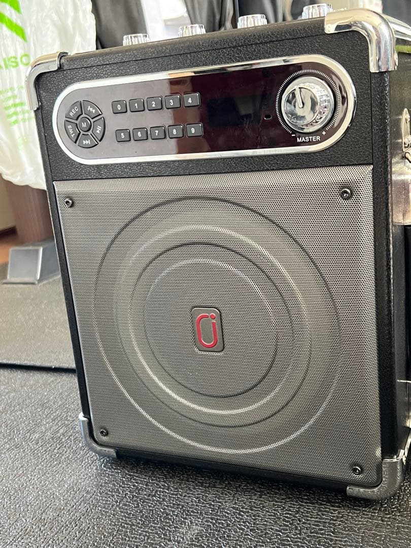 ポータブルワイヤレススピーカー